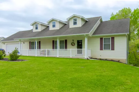 684 Westminster Pl, Holts Summit, MO 65043 photo 1