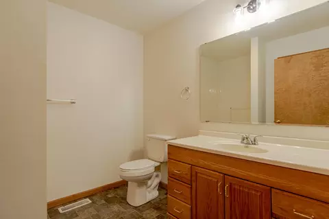 684 Westminster Pl, Holts Summit, MO 65043 photo 14