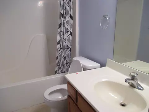 584 E Clearview Dr, Columbia, MO 65202 photo 9