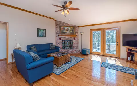 1900 Hatton Dr, Columbia, MO 65203 photo 4