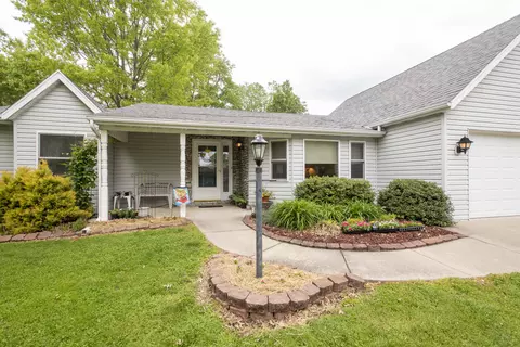 36 N Larand Dr, Holts Summit, MO 65043 photo 2