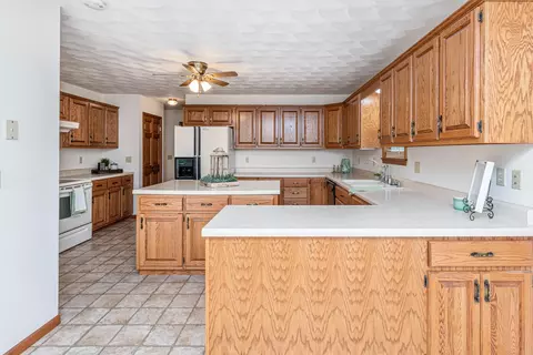 699 Branch Rd, Holts Summit, MO 65043 photo 21