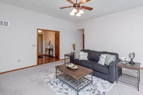 699 Branch Rd, Holts Summit, MO 65043 photo 10