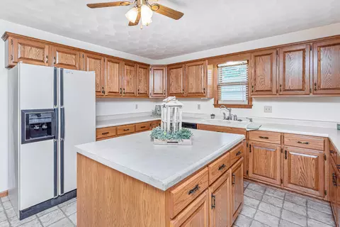 699 Branch Rd, Holts Summit, MO 65043 photo 19