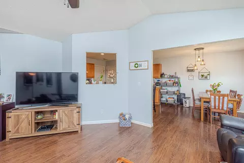 500 E Sackets Rd, Columbia, MO 65202 photo 9