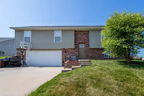 125 Mars St, Holts Summit, MO 65043 photo 1