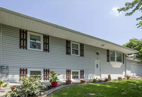 421 Hackberry Blvd, Columbia, MO 65202 photo 2