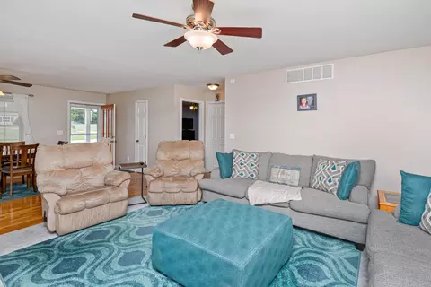 2046 Beelman Rd, Holts Summit, MO 65043 photo 17