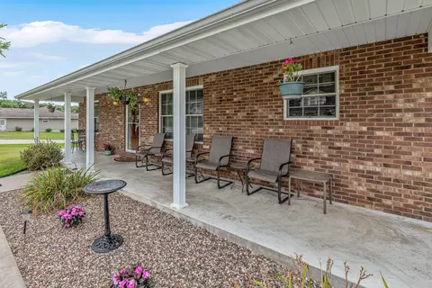 2046 Beelman Rd, Holts Summit, MO 65043 photo 4