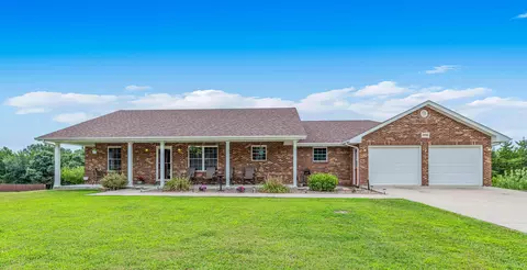 2046 Beelman Rd, Holts Summit, MO 65043 photo 1