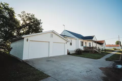 311 Linn Ave, Belle, MO 65013 photo 4