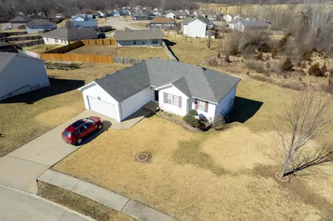 551 E Sackets Rd, Columbia, MO 65202 photo 6