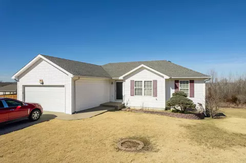 551 E Sackets Rd, Columbia, MO 65202 photo 1