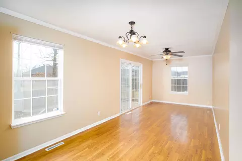 274 E Tully Ct, Columbia, MO 65202 photo 9