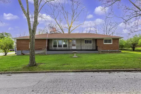 101 Vanosdoll Ave, Eldon, MO 65026 photo 1