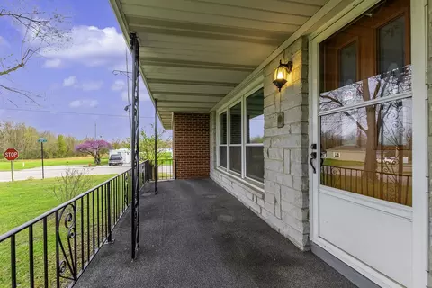101 Vanosdoll Ave, Eldon, MO 65026 photo 2