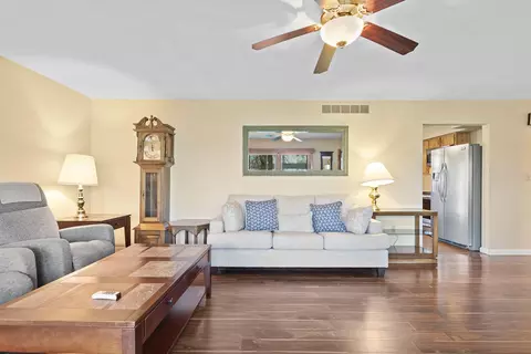 101 Vanosdoll Ave, Eldon, MO 65026 photo 9
