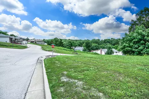 3303 Cody Dr, Jefferson City, MO 65109