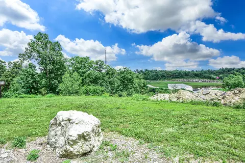3329 Cody Dr, Jefferson City, MO 65109