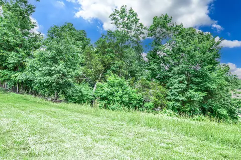 3601 Cody Dr, Jefferson City, MO 65109