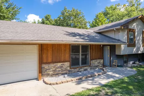 521 Hackberry Blvd, Columbia, MO 65202 photo 3