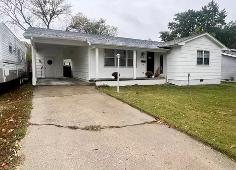 914 Kent Rd, Mexico, MO 65265 photo 1