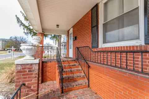 329 W 7th St, Fulton, MO 65251 photo 3