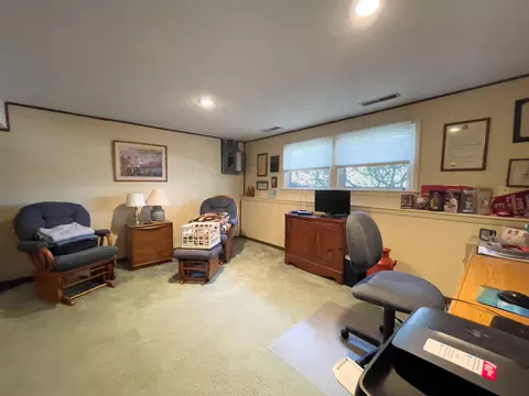 201 Franklin St, Holts Summit, MO 65043 photo 15