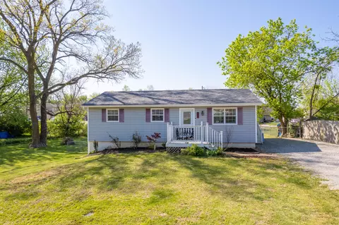 432 E Clearview Dr, Columbia, MO 65202 photo 1