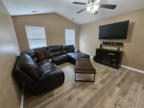 1380 Matthew St, Fulton, MO 65251 photo 3