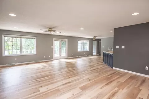 379 Hunter Ln, Holts Summit, MO 65043 photo 8