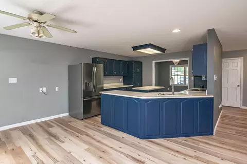 379 Hunter Ln, Holts Summit, MO 65043 photo 10