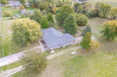 379 Hunter Ln, Holts Summit, MO 65043 photo 32