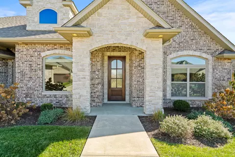 Exterior - 920 Marcassin Dr, Columbia, MO 65201 photo 4 of 11
