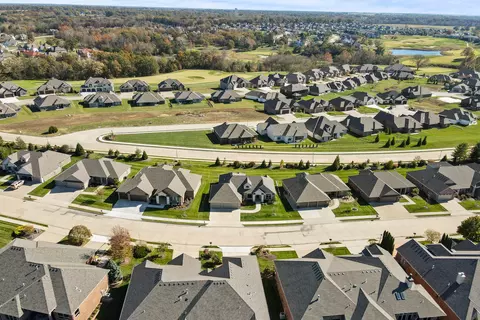 View/Area - 920 Marcassin Dr, Columbia, MO 65201 photo 2 of 3
