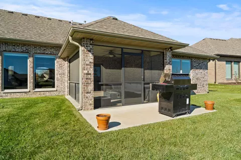 Exterior - 920 Marcassin Dr, Columbia, MO 65201 photo 10 of 11