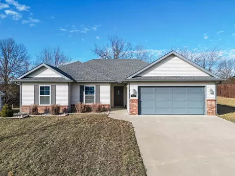 3413 Tuscany Rdg, Columbia, MO 65202