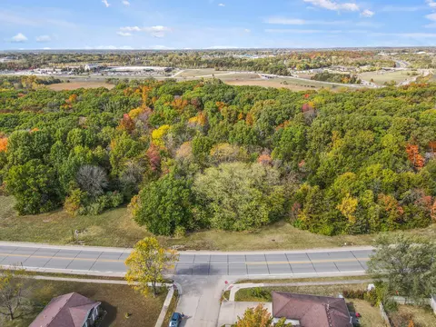 1805 Hanover Blvd, Columbia, MO 65202