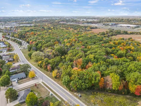 1817 Hanover Blvd, Columbia, MO 65202