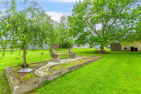 Exterior - 300 E Harrison St, Auxvasse, MO 65231 photo 11 of 15