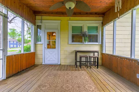 Exterior - 300 E Harrison St, Auxvasse, MO 65231 photo 6 of 15