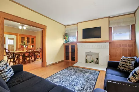 Living - 300 E Harrison St, Auxvasse, MO 65231 photo 1 of 3