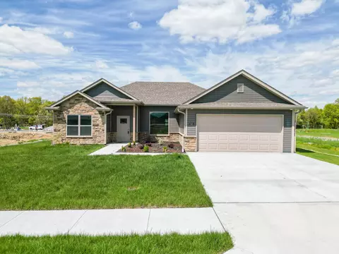 3501 Honey Shoal Dr, Columbia, MO 65202