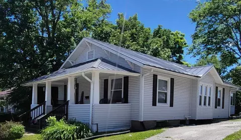 117 E Locust St, Paris, MO 65275 photo 2