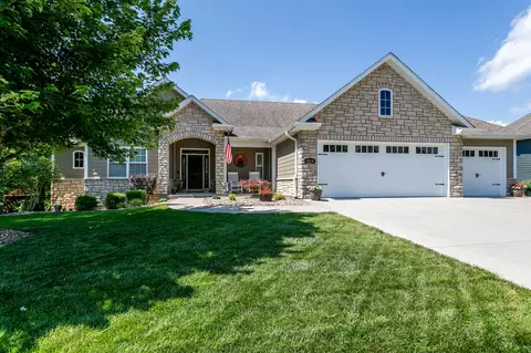 2514 St Regis Ct, Columbia, MO 65203