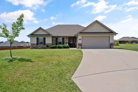5900 Hazelnut Ct, Columbia, MO 65202