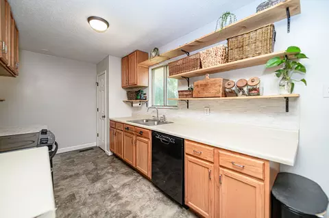33 E Clearview Dr, Columbia, MO 65202 photo 9