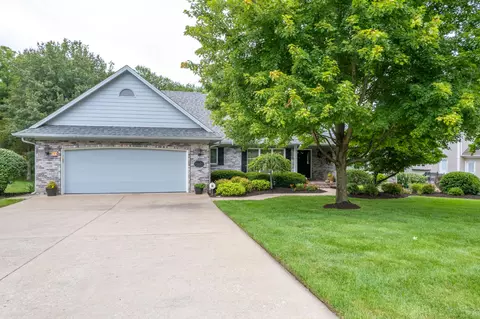 1201 Dunbar Dr, Columbia, MO 65203