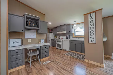 23713 Heron St, Bevier, MO 63532 photo 8