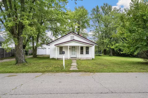 710 Thatcher St, Fulton, MO 65251 photo 2